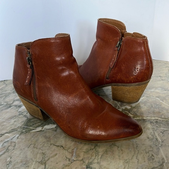 Frye boots - Picture 1 of 9